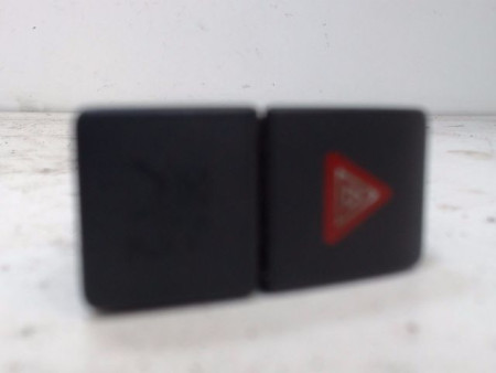 BOUTON DE WARNING OPEL AGILA