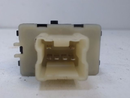 COMMANDE LEVE-GLACE PORTE AVD RENAULT CLIO