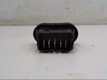 COMMANDE LEVE-GLACE PORTE AVD DACIA DUSTER