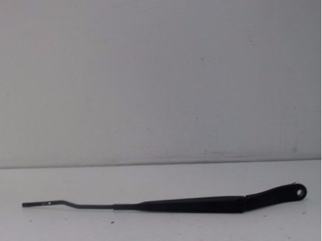 BRAS ESSUIE-GLACE AVANT GAUCHE CITROEN DS3 2009-