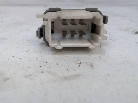 COMMANDE LEVE-GLACE PORTE ARD RENAULT MEGANE
