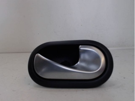 POIGNEE INTERIEURE PORTE AVANT DROIT RENAULT MEGANE