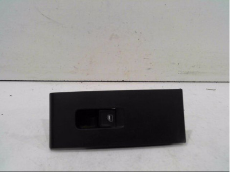 COMMANDE LEVE-GLACE PORTE AVD SEAT TOLEDO