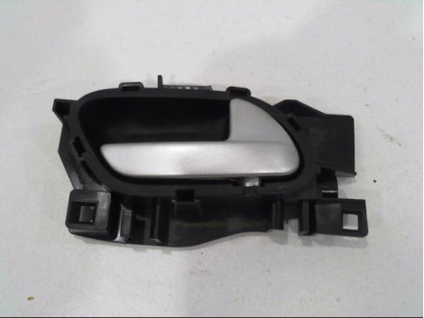 POIGNEE INTERIEURE PORTE AVANT DROIT PEUGEOT 207