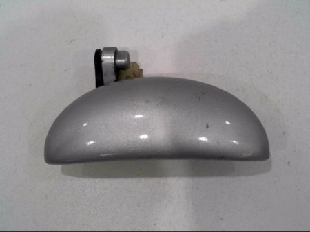 POIGNEE EXTERIEURE PORTE AVANT DROIT PEUGEOT 107