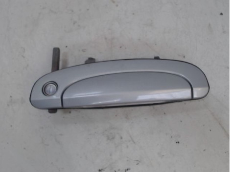 POIGNEE EXTERIEURE PORTE AVANT DROIT HYUNDAI GETZ