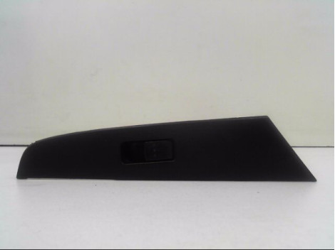 COMMANDE LEVE-GLACE PORTE ARG MAZDA 3