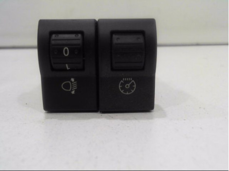 INTERIEUR COMMANDE PHARES MAZDA 3