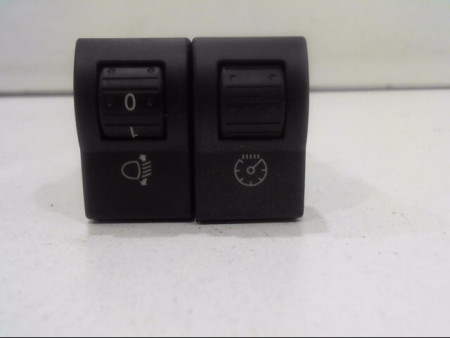 INTERIEUR COMMANDE PHARES MAZDA 3