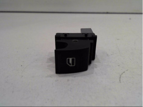 COMMANDE LEVE-GLACE PORTE AVD SEAT IBIZA