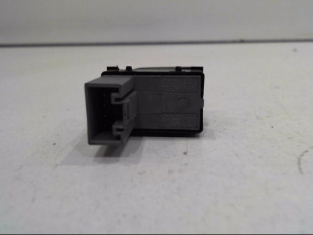COMMANDE LEVE-GLACE PORTE AVD SEAT IBIZA