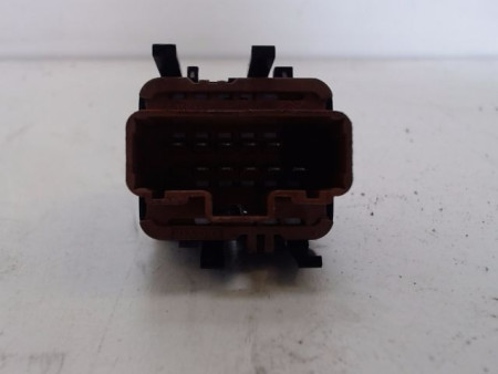 COMMANDE LEVE-GLACE PORTE AVD RENAULT ESPACE
