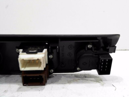 COMMANDE LEVE-GLACE PORTE AVG RENAULT ESPACE