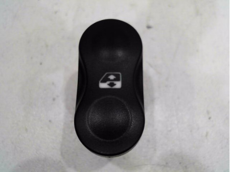 COMMANDE LEVE-GLACE PORTE AVD DACIA SANDERO