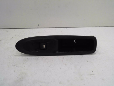 COMMANDE LEVE-GLACE PORTE ARD CITROEN C4