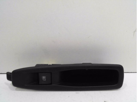 COMMANDE LEVE-GLACE PORTE ARG RENAULT CLIO