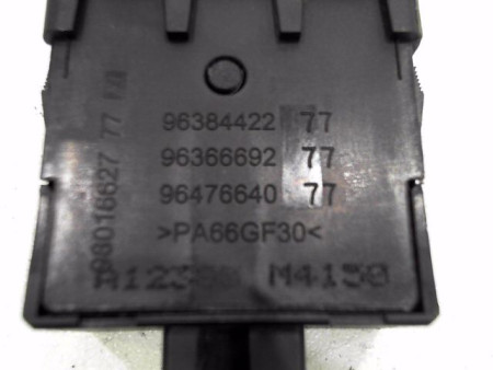 INTERIEUR COMMANDE PHARES PEUGEOT 208