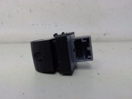 COMMANDE LEVE-GLACE PORTE ARG AUDI A3