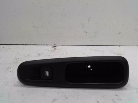 COMMANDE LEVE-GLACE PORTE ARD PEUGEOT 3008