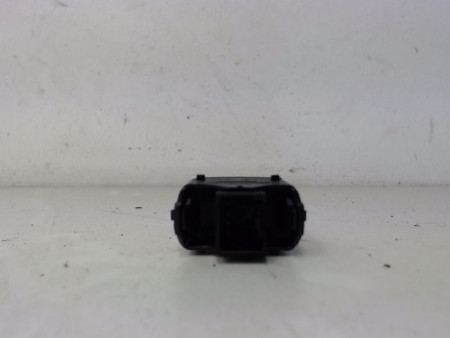 COMMANDE LEVE-GLACE PORTE ARD FORD FOCUS