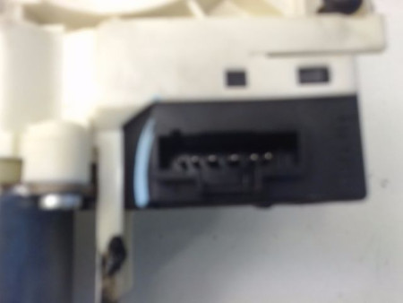MECANISME+MOTEUR LEVE-GLACE ARRIERE DROIT RENAULT LAGUNA