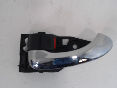 POIGNEE INTERIEURE PORTE AVANT GAUCHE TOYOTA RAV4