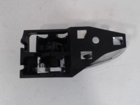 POIGNEE INTERIEURE PORTE ARRIERE DROIT TOYOTA RAV4