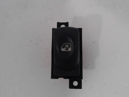 COMMANDE LEVE-GLACE PORTE AVD RENAULT LAGUNA