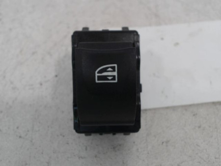COMMANDE LEVE-GLACE PORTE AVD RENAULT LAGUNA