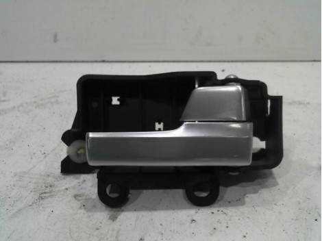 POIGNEE INTERIEURE PORTE AVANT DROIT FORD FOCUS 2008-
