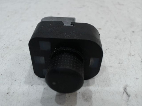 COMMANDE RETROVISSEUR EXTERIEUR ELECTRIQUE SEAT ALTEA