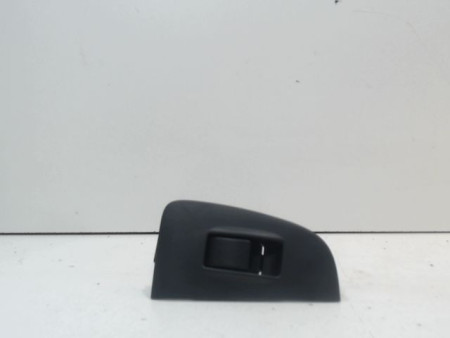 COMMANDE LEVE-GLACE PORTE AVD TOYOTA AVENSIS