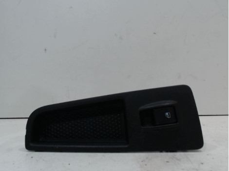 COMMANDE LEVE-GLACE PORTE AVD FIAT BRAVO