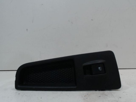 COMMANDE LEVE-GLACE PORTE AVD FIAT BRAVO