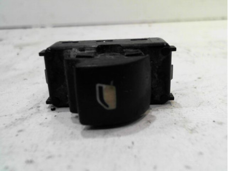 COMMANDE LEVE-GLACE PORTE ARD CITROEN C3 PICASSO 2008-