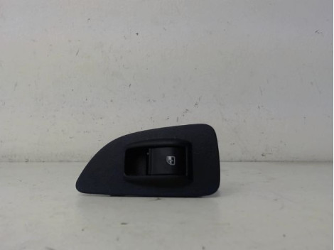 COMMANDE LEVE-GLACE PORTE ARD FIAT BRAVO