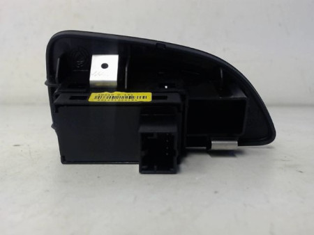 COMMANDE LEVE-GLACE PORTE ARD FIAT BRAVO