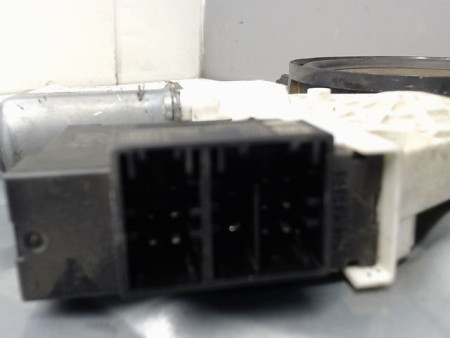 MECANISME+MOTEUR LEVE-GLACE AVANT GAUCHE SEAT IBIZA