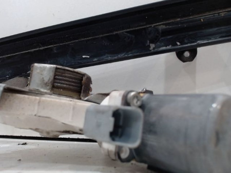 MECANISME+MOTEUR LEVE-GLACE AVANT DROIT NISSAN MICRA