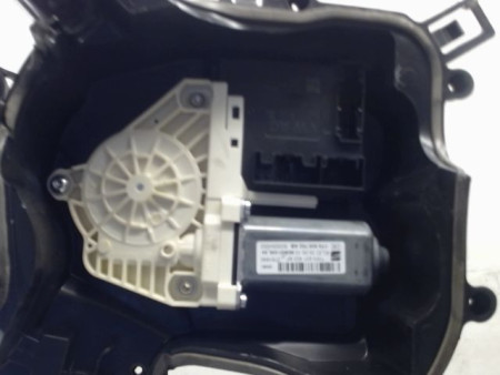 MECANISME+MOTEUR LEVE-GLACE AVANT DROIT SEAT LEON