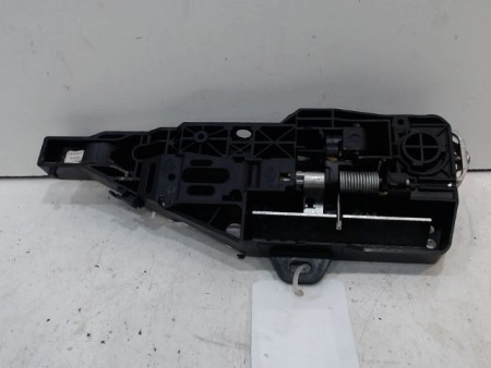 POIGNEE EXTERIEURE PORTE AVANT DROIT RENAULT CLIO
