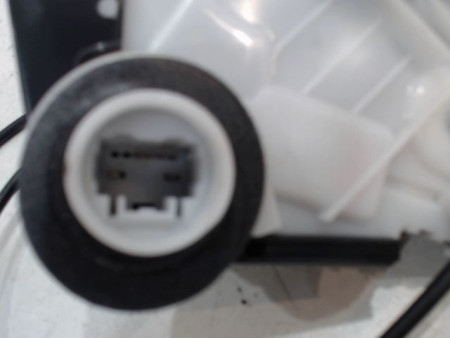 SYSTEME CONDAMNATION AVANT DROIT TOYOTA YARIS