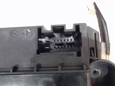 MECANISME+MOTEUR LEVE-GLACE ARRIERE DROIT VOLKSWAGEN POLO
