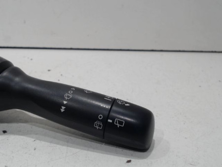 COMMANDE ESSUIE GLACE TOYOTA YARIS