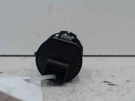 BOUTON DE DEMARRAGE SUZUKI SWIFT