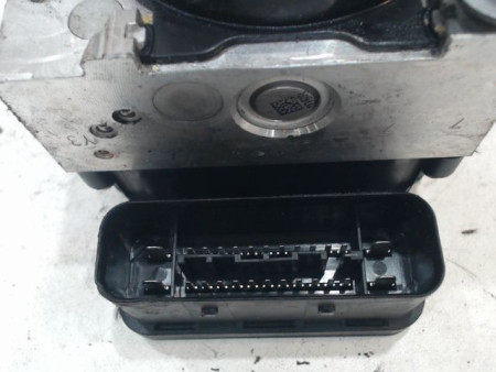 UNITE HYDRAULIQUE ABS TOYOTA YARIS