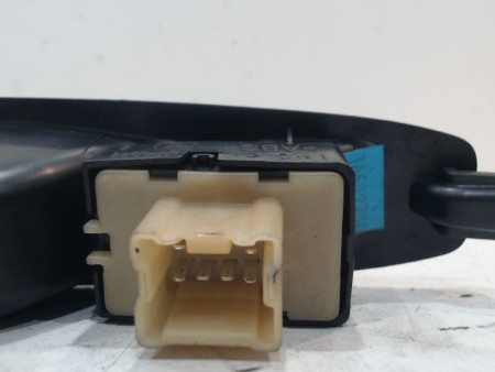 COMMANDE LEVE-GLACE PORTE ARG RENAULT CAPTUR