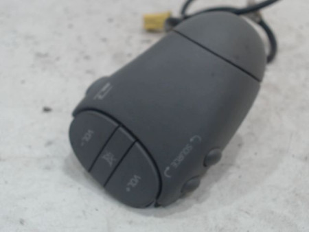 COMMANDE AUTORADIO RENAULT TWINGO