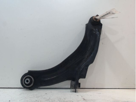 TRIANGLE INFERIEUR AVANT GAUCHE RENAULT CLIO