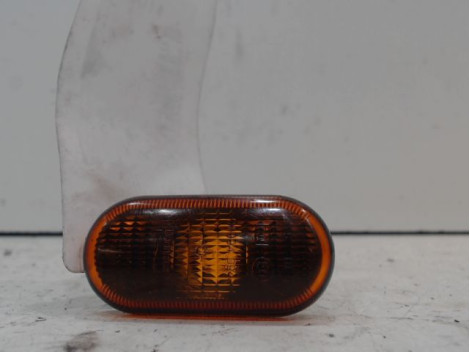 REPETITEUR AILE GAUCHE RENAULT CLIO